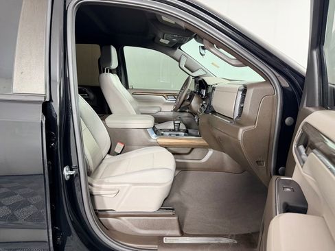 Used 2023 Chevrolet Silverado 1500 RST w/ Z71 Off-Road Package image 34