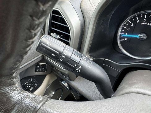 Used 2021 Ford Expedition XLT image 23