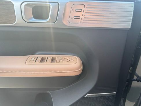 Used 2026 Hyundai Santa Fe Limited AWD/4WD image 11