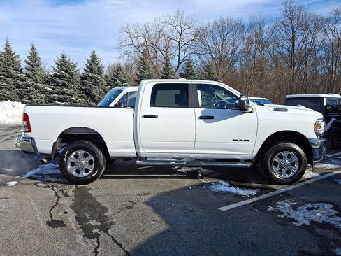 Used 2024 RAM 2500 Big Horn w/ Bed Utility Group image 17