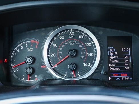 Certified 2022 Toyota Corolla Cross LE FWD image 24