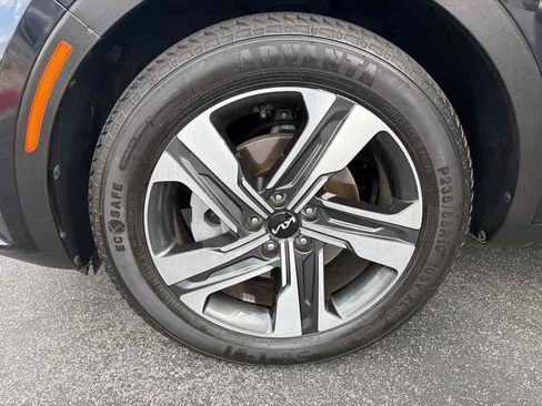 Used 2024 Kia Sorento EX AWD/4WD image 39