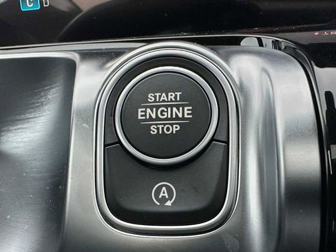 Used 2026 Mercedes-Benz GLB 250 4MATIC image 36