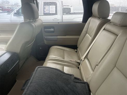 Used 2014 Toyota Sequoia Limited image 4