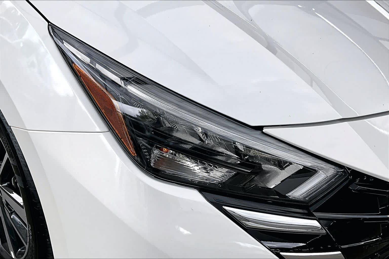 Certified 2025 Nissan Versa SV w/ Trunk Package FWD image 27