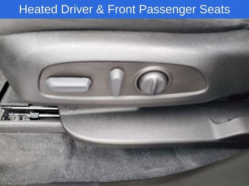 Used 2022 Chevrolet Traverse LT w/ LPO, Floor Liner Package image 7