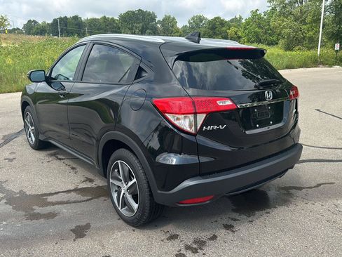 Used 2021 Honda HR-V EX-L image 3