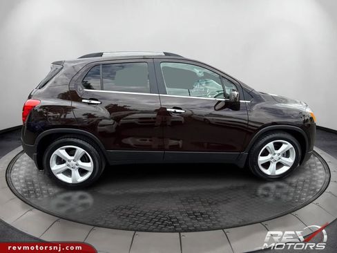 Used 2015 Chevrolet Trax LTZ FWD image 6