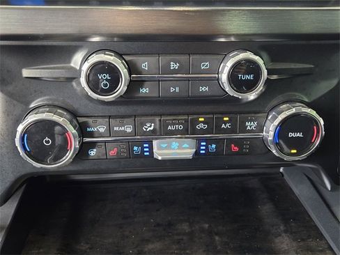 Used 2024 Ford F250 Lariat image 18