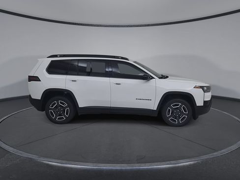 New 2026 Jeep Cherokee Laredo AWD/4WD image 17