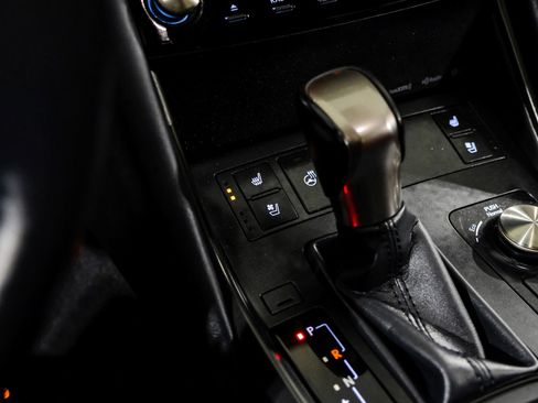 Used 2024 Lexus IS 300 w/ Comfort Package image 29