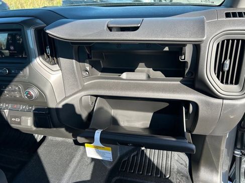 New 2026 Chevrolet Silverado 1500 W/T image 33