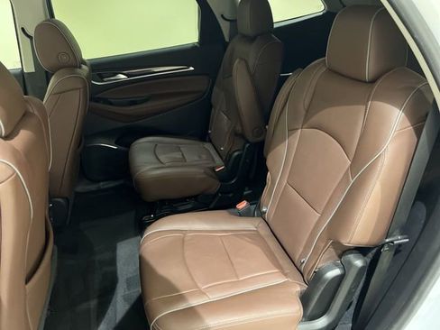 Used 2021 Buick Enclave Avenir w/ Avenir Technology Package image 24