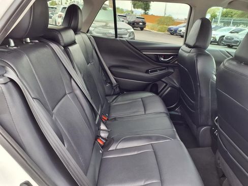 Used 2025 Subaru Outback Limited AWD/4WD image 22