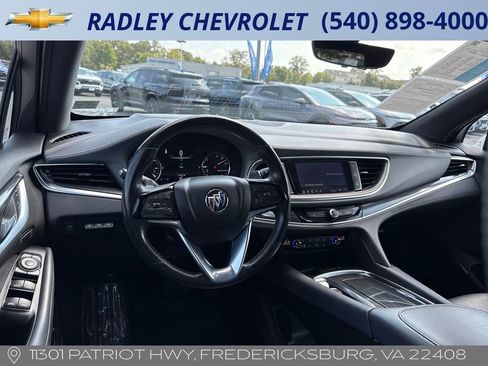 Certified 2024 Buick Enclave Premium image 23