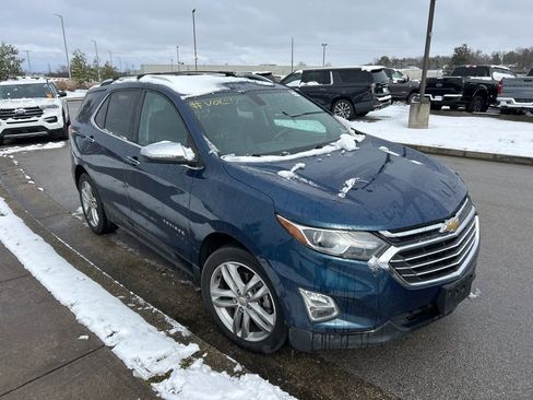 Used 2019 Chevrolet Equinox Premier image 3