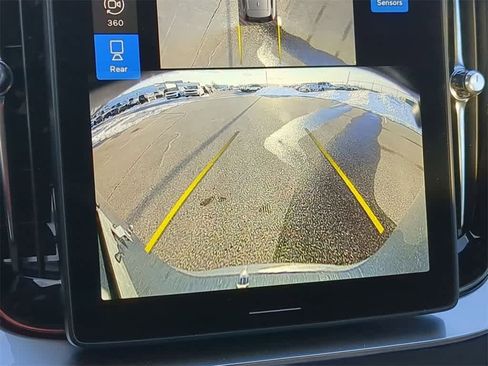 New 2026 Volvo XC90 B6 Plus w/ Protection Package Premier image 28