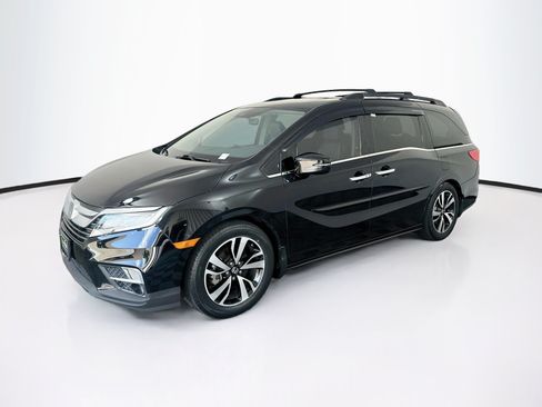 Used 2019 Honda Odyssey Elite image 3