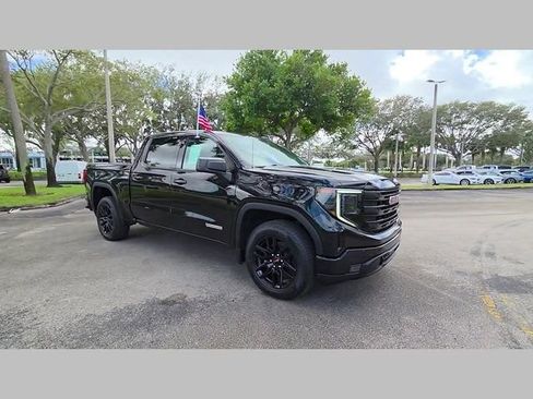 Used 2023 GMC Sierra 1500 Elevation image 25