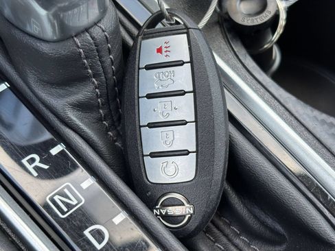 Used 2025 Nissan Altima 2.5 SV FWD image 21