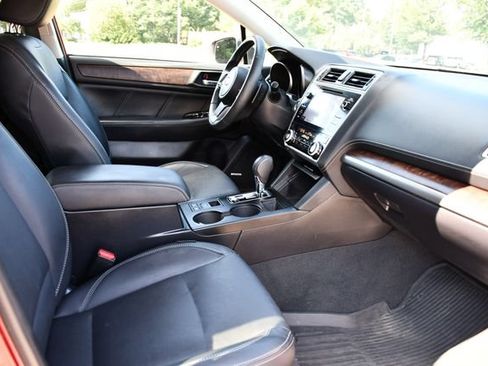 Used 2019 Subaru Outback 2.5i Limited w/ Popular Package #2 AWD/4WD image 28