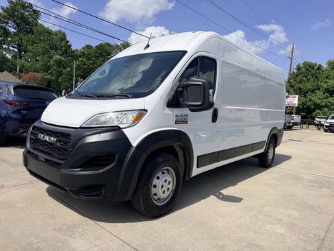 Used 2023 RAM ProMaster 2500 FWD image 25