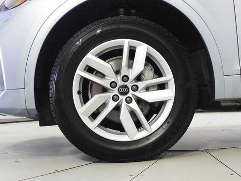 Used 2023 Audi Q5 2.0T Premium w/ Convenience Package AWD/4WD image 5
