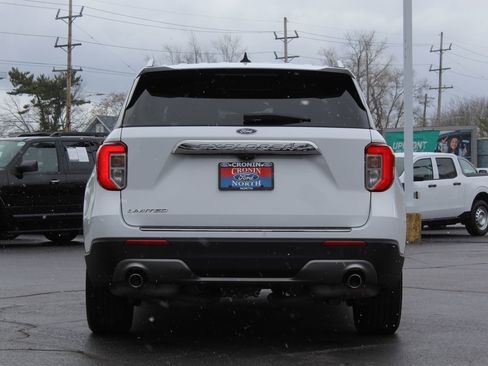 Used 2023 Ford Explorer Limited w/ Equipment Group 301A image 7