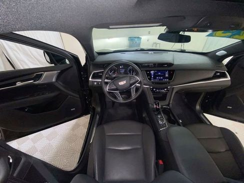 Used 2025 Cadillac XT5 Premium Luxury w/ LPO, Floor Liner Package FWD image 34
