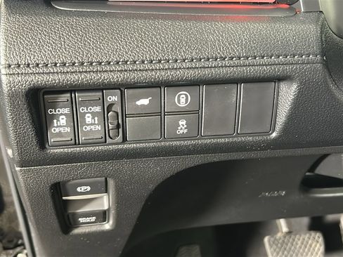 Used 2023 Honda Odyssey Sport image 20