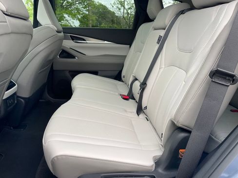 New 2027 INFINITI QX60 Luxe w/ Cargo Package AWD/4WD image 19