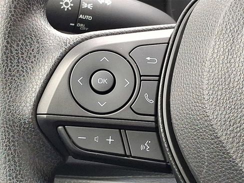 Used 2024 Toyota Corolla LE image 9