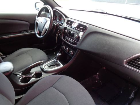 Used 2013 Chrysler 200 Touring w/ S Exterior Appearance Pkg FWD image 12