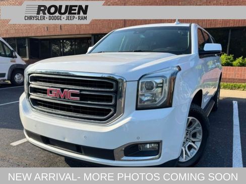 Used 2020 GMC Yukon XL SLT w/ Open Road Package AWD/4WD image 1