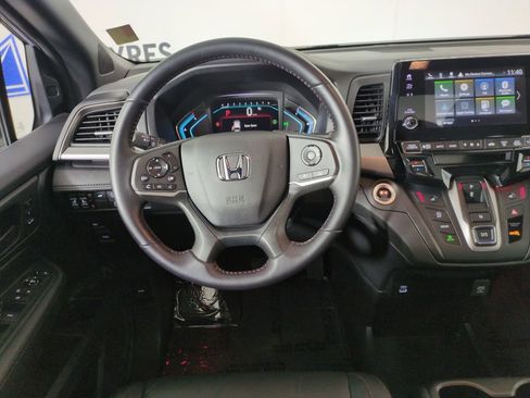 Certified 2024 Honda Odyssey Sport image 17