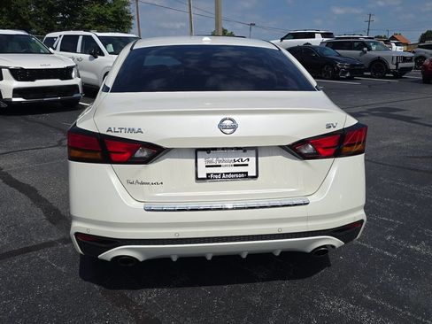 Used 2019 Nissan Altima 2.5 SV FWD image 4