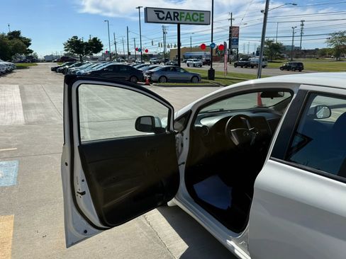 Used 2014 Nissan Versa Note S Plus FWD image 17