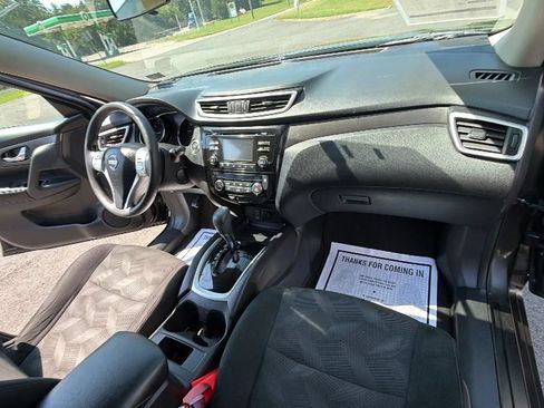 Used 2015 Nissan Rogue SV w/ SV Family Package AWD/4WD image 52
