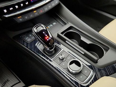 Used 2025 Cadillac CT5 Premium Luxury image 17