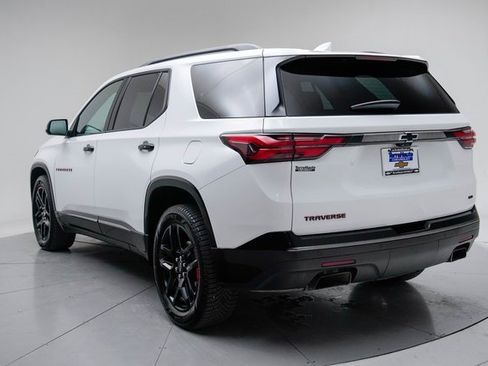 Used 2022 Chevrolet Traverse Premier w/ Redline Edition image 3