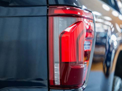 Certified 2024 Ford F150 Lariat w/ Equipment Group 502A High image 22