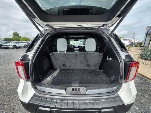 Used 2023 Ford Explorer Timberline w/ Timberline Technology Package AWD/4WD image 19