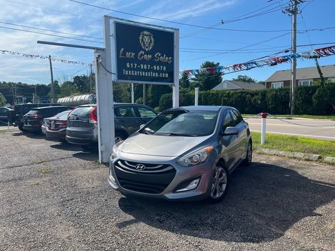 Used 2013 Hyundai Elantra GT w/ Touch & Go Pkg FWD image 1