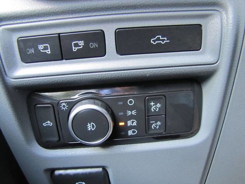 Used 2021 Ford F150 XLT w/ Equipment Group 302A High image 46