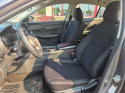 Used 2024 Nissan Sentra S FWD image 10