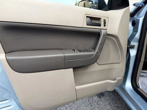 Used 2008 Ford Focus SE image 20