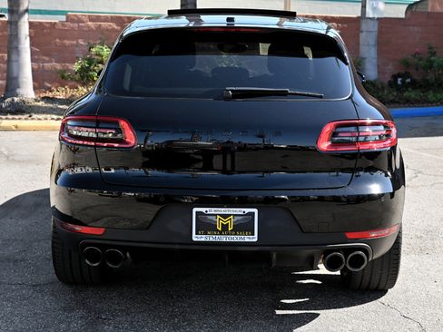 Used 2018 Porsche Macan Sport Edition AWD/4WD image 6