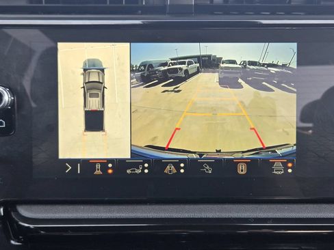 Used 2025 GMC Sierra 1500 AT4 AWD/4WD image 17