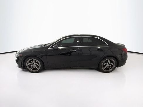 Used 2021 Mercedes-Benz A 220 4MATIC image 4