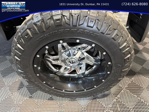 Used 2018 Nissan Titan S AWD/4WD image 12